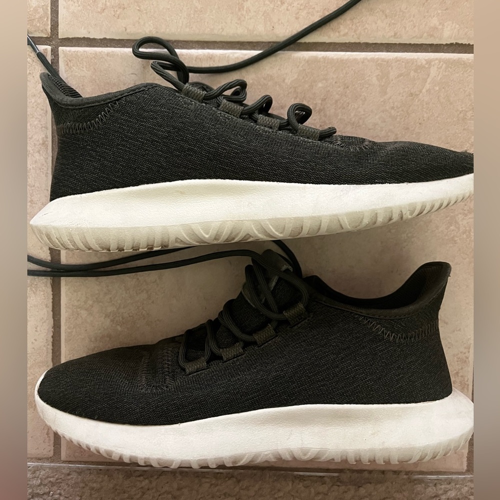 Adidas Tubular Shadow Knit